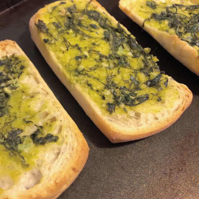 garlic bread